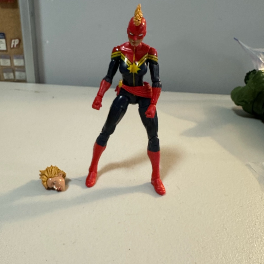 Marvel Legends Captain Marvel 2013 Hasbro Action Figure BAF